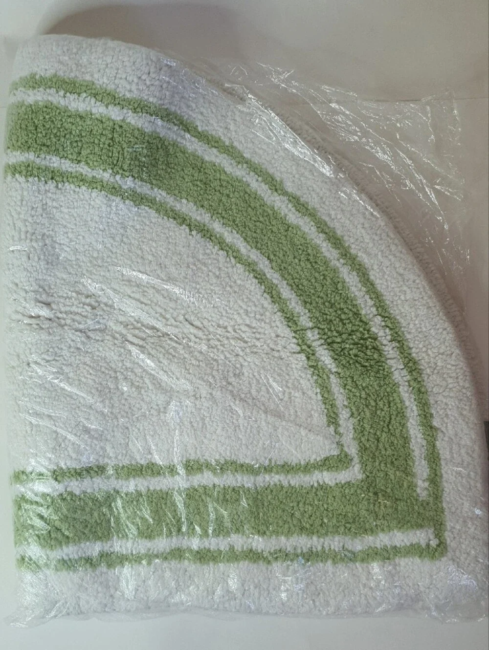 Element Curved Bath Mat NWT - PLUS FREE GIFT
